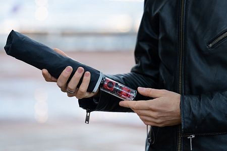 Зонт наоборот складной Futurum со светоотражающим кантом, черный