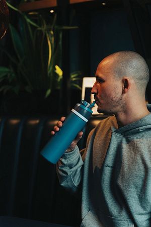 Термобутылка Omni Sip из переработанной нержавеющей стали RCS, 700 мл