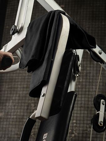 Спортивное полотенце Vigo Small, черное