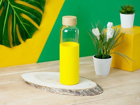 Стеклянная бутылка для воды в силиконовом чехле «Refine»