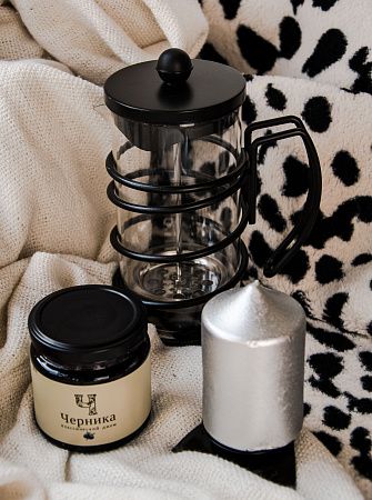 Подарочный набор «Бесконечность»: френч-пресс, подсвечник, свеча, джем