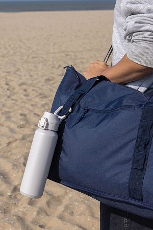 Спортивная бутылка Via из переработанной стали RCS с карабином, 600 мл