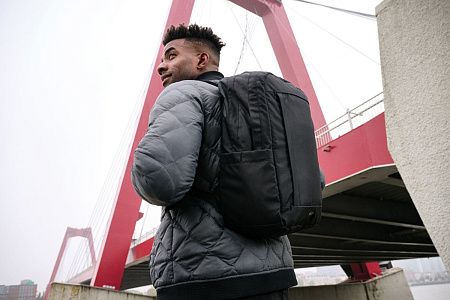Рюкзак для ноутбука Swiss Peak Edin из rPET Aware™, 15.6"