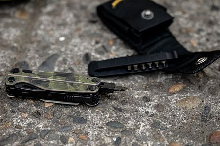 Мультитул Charge Plus, серебристо-черный