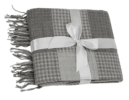 Подарочный набор "Ход королевы": плед, шахматы, бутылка, коробка