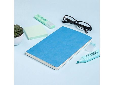 Ежедневник недатированный А5 «Megapolis Velvet Flex»