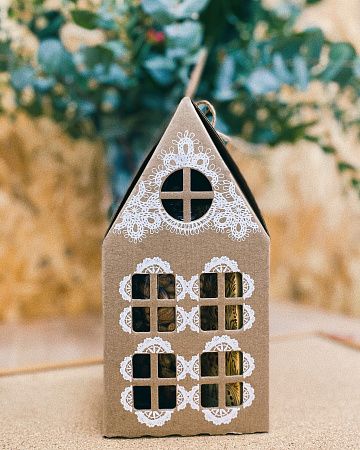 Коробка «Праздничный домик»