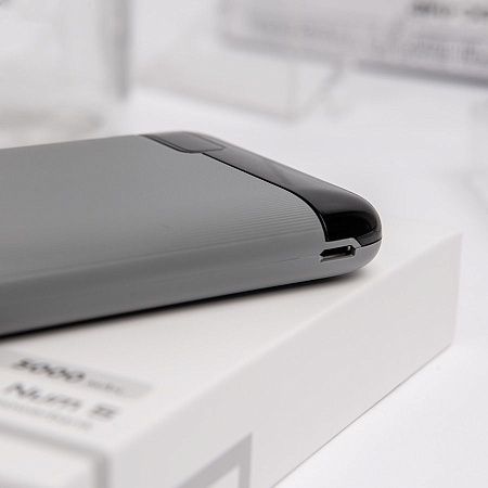 Универсальный аккумулятор Num 5 (5000 мАч), серый, 10,2х6.3х1,2 см