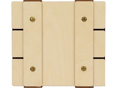 Деревянная подарочная коробка с крышкой «Ларчик»