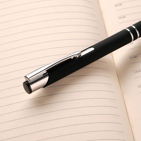 Шариковая ручка Альфа (Alpha), черная