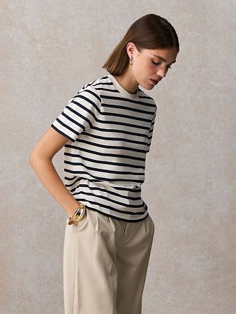 Футболка женская Legend Women, молочно-белая с темно-синим, размер S