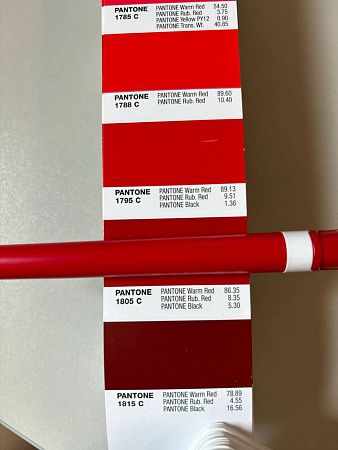 Ручка шариковая пластиковая Ravena Color красная/белая