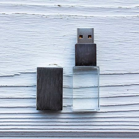 Флеш накопитель USB 2.0 Кристалл, металл/стекло, прозрачный/серебристый, подсветка синим, 16 GB
