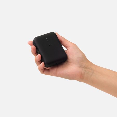 Внешний аккумулятор с функцией быстрой зарядки Формула (Formula) 10000 mAh, черный
