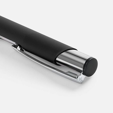 Ручка шариковая Keskus Soft Touch, черная