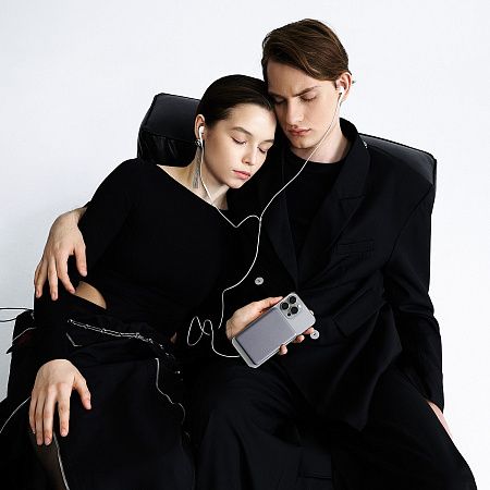 Внешний аккумулятор Оникс PD (Onyx PD) 5000mAh с функцией беспроводной зарядки 15W, серый