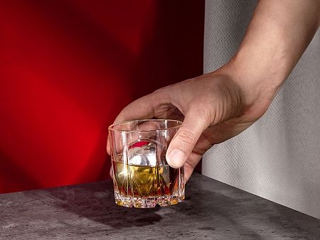 Стальные сферы для охлаждения виски «Islay»