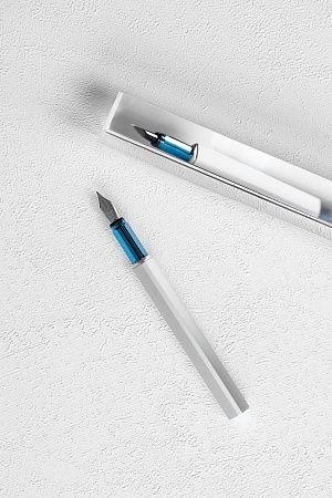 Перьевая ручка PININFARINA PF One SILVER /BLUE