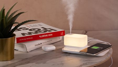Настольная беспроводная (15W) зарядная станция  "Smart Base" с увлажнителем и лампой