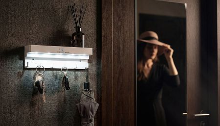 Ключница "KeyHub" с подсветкой