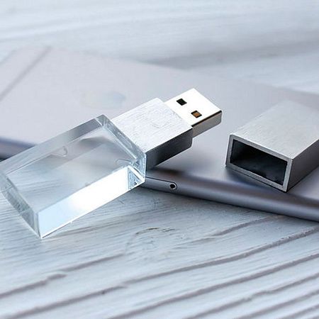 Флеш накопитель USB 2.0 Кристалл, металл/стекло, прозрачный/серебристый, подсветка синим, 16 GB