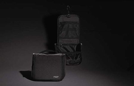 Дорожная косметичка Swiss Peak Lohan из rPET AWARE™